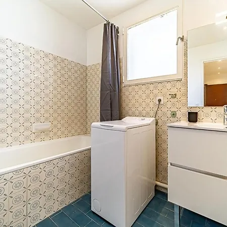 Le Pressense 4 Pers Balcon-metro Republique * Villeurbanne