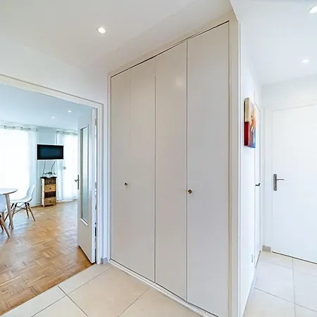 Le Pressense 4 Pers Balcon-metro Republique Hotel Villeurbanne