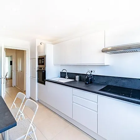 Le Pressense 4 Pers Balcon-metro Republique Hotel *